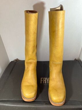 New Frye Campus 14L Leather Boots. “Banana”Size:8.5. Retail:$498. Asking:$400.